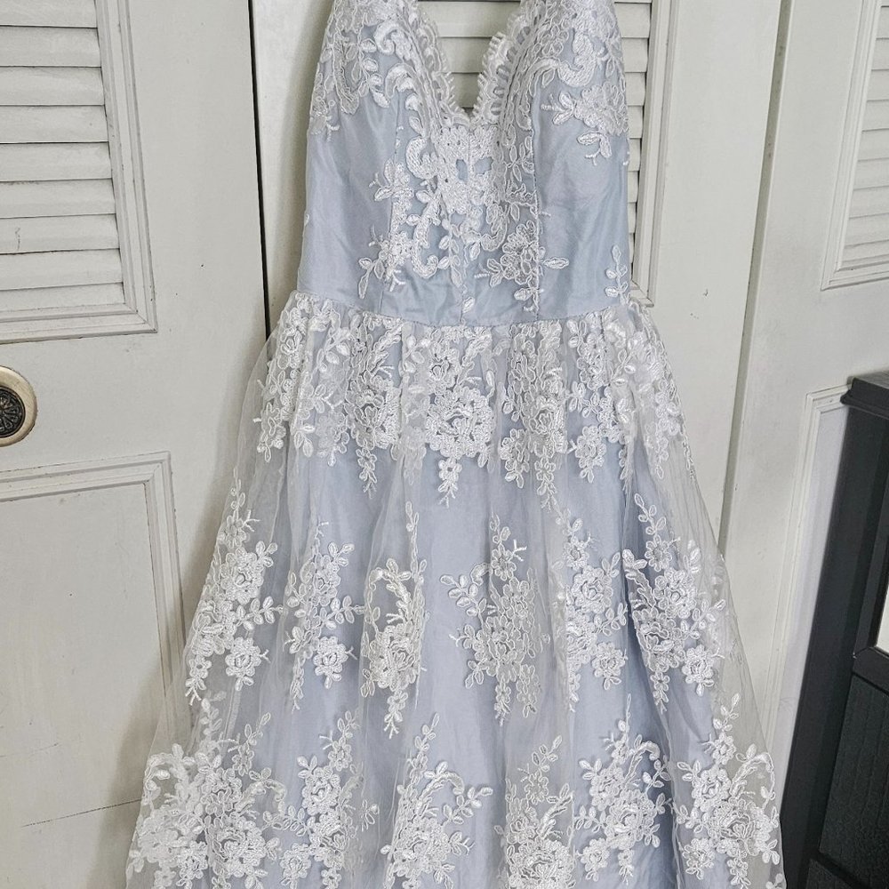 Prom dress - Picture 2 of 3